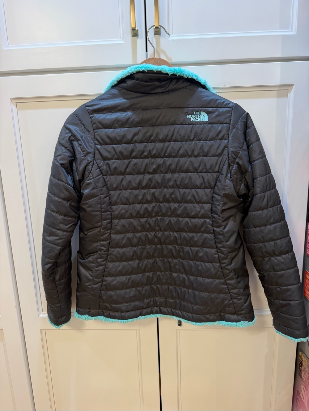The North Face Girls' Puffer Jacket - Black with Teal Trim - Picture 3 of 3